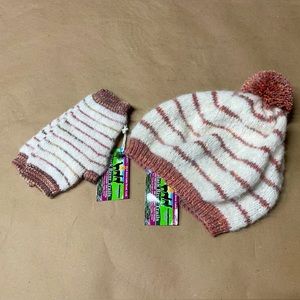 Alpaca Gloves and Hat Set.  New.